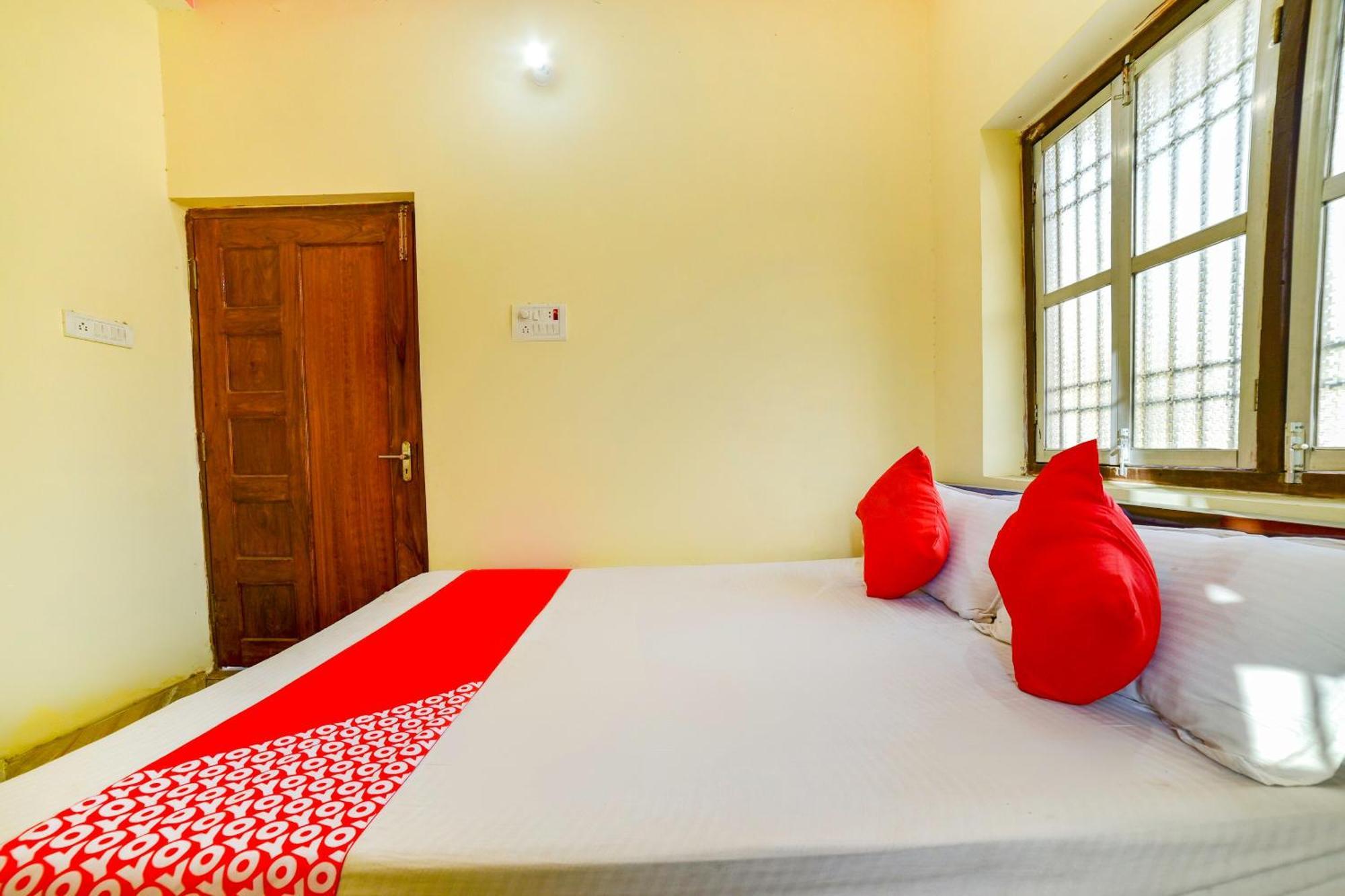 Oyo Flagship Ashoka Guest House Bihta Eksteriør bilde